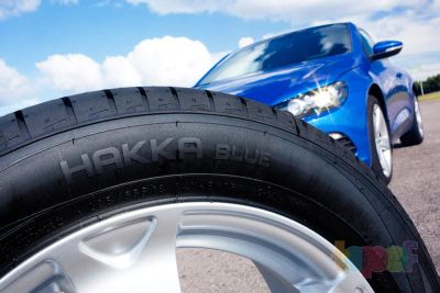 Лот: 5169075. Фото: 1. Nokian 205/65 R15 HAKKA BLUE XL... Шины