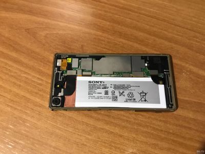 Лот: 17829355. Фото: 1. Sony Xperia m5 gold. Смартфоны