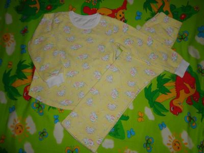 Лот: 3615669. Фото: 1. Пижама - пижамка для девочки. Одежда для дома