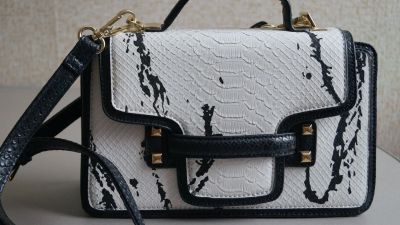 Лот: 12596559. Фото: 1. Сумочка Babilu. Сумки