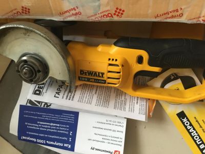 Лот: 19512070. Фото: 1. Аккумуляторная ушм dewalt dcb412. Электроинструмент