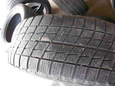 Лот: 23247461. Фото: 1. 1 шт 215-60-16 Bridgestone Ice... Шины