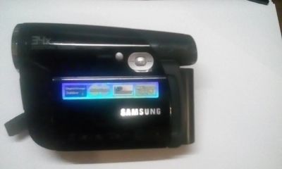 Лот: 8997577. Фото: 1. Продам DVD камеру Samsung VP-DC171BI. Видеокамеры