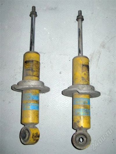 Лот: 1902045. Фото: 1. Стойки задние Bilstein B6 на Subaru... Ходовая, подвеска, рулевое управление