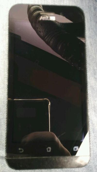 Лот: 11417487. Фото: 1. Asus Zenfon go 8гиг. Смартфоны