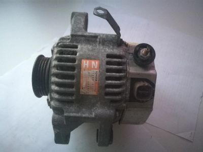 Лот: 16542960. Фото: 1. Генератор Toyota 27060 21111 квадратная... Электрооборудование