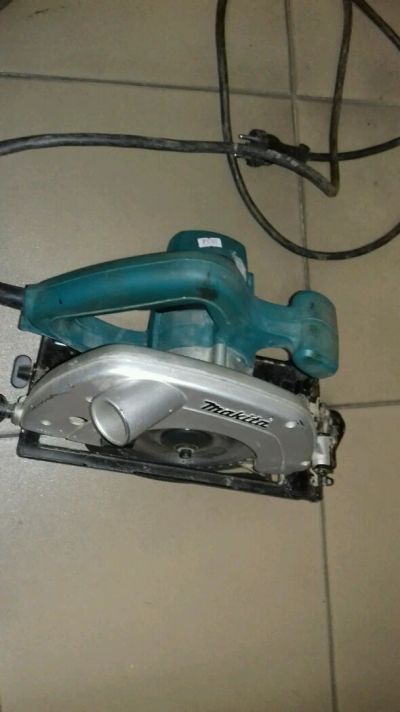 Лот: 11203452. Фото: 1. Циркулярка Makita 5604 (3558). Электроинструмент