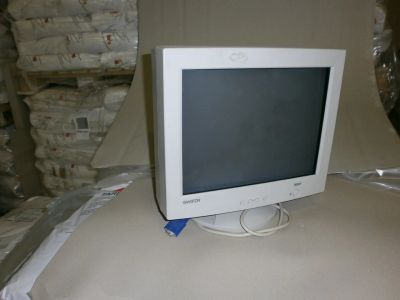 Лот: 3306818. Фото: 1. Монитор 17" Samtron 76BDF. ЭЛТ-мониторы