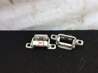 Лот: 21412675. Фото: 1. петли задней двери Mazda Bongo... Кузов