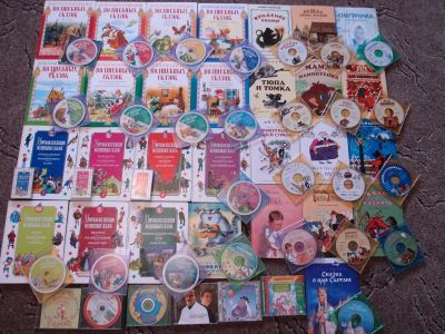 Лот: 16736944. Фото: 1. Аудиосказки на дисках CD с книжками. Художественная для детей
