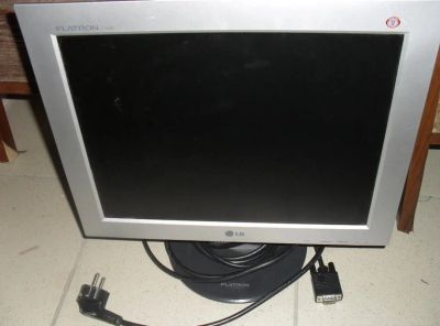 Лот: 7168993. Фото: 1. LG Flatron L1530S. ЖК-мониторы