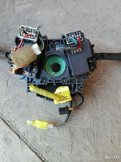 Лот: 14331136. Фото: 1. Подрулевой переключатель Nissan. Электрооборудование