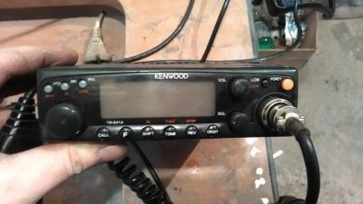 Лот: 6723407. Фото: 1. Автомобильная радиостанция Kenwood... Другое (оснащение, оборудование, аксессуары)