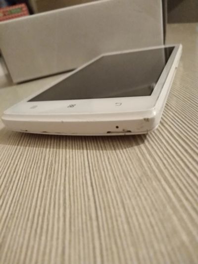 Лот: 16784741. Фото: 1. Lenovo A2010, с документами, без... Дисплеи, дисплейные модули, тачскрины
