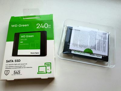 Лот: 21377997. Фото: 1. SSD WD Green 240Gb WDS240G3G0A. SSD-накопители
