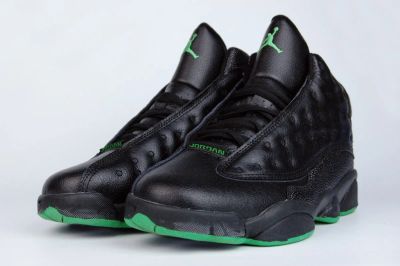 Лот: 16936197. Фото: 1. Кроссовки Nike Air Jordan 13 Retro... Кеды, кроссовки, слипоны