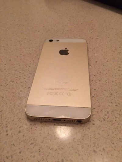Лот: 6197021. Фото: 1. iPhone 5 16Gb. Смартфоны