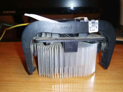 Лот: 14595996. Фото: 1. Кулер Intel Socket 478 Heatsink... Системы охлаждения