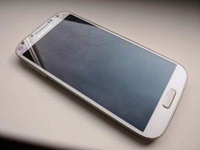 Лот: 12044998. Фото: 1. Samsung Galaxy S4 La Fleur. Смартфоны