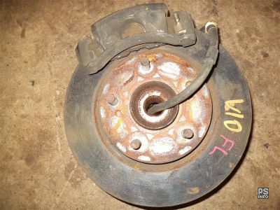 Лот: 3042346. Фото: 1. Ступицы в сборе nissan tino V10. Ходовая, подвеска, рулевое управление