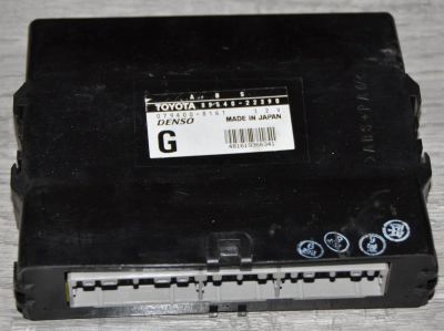 Лот: 6576983. Фото: 1. Блок управления ABS Toyota Mark2... Электрооборудование