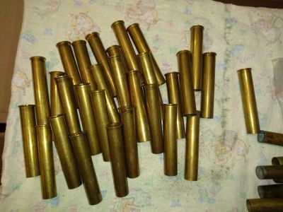 Лот: 9651275. Фото: 1. Не пригодные латунные 32-28 калибра... Патроны