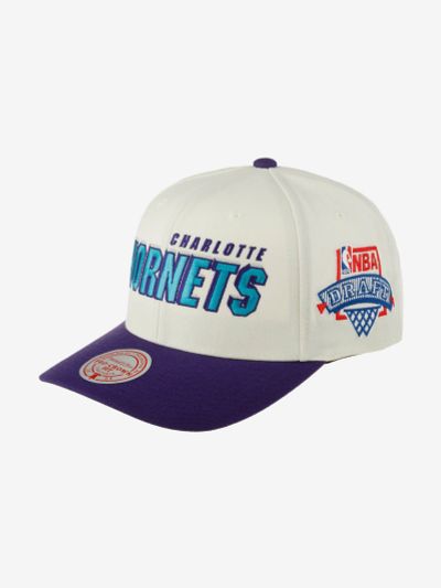 Лот: 25544311. Фото: 1. Бейсболка MITCHELL NESS 6HSSFH21HW005-CHOOFWH... Другое (спортивная одежда)