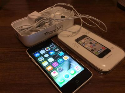 Лот: 8936107. Фото: 1. iphone 5c 32gb LTE белый комплект... Смартфоны
