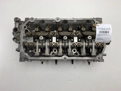 Лот: 21113947. Фото: 1. Головка блока цилиндров Mitsubishi... Двигатель и элементы двигателя