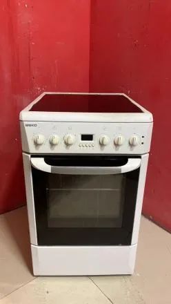 Лот: 20839378. Фото: 1. электроплита Beko бу код 24101. Плиты, духовые шкафы, варочные поверхности