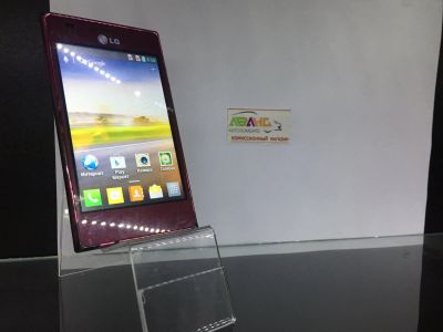 Лот: 11817170. Фото: 1. Смартфон LG Optimus L5 Dual E615. Смартфоны