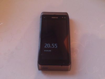 Лот: 4040930. Фото: 1. Nokia N8-бронза. Кнопочные мобильные телефоны