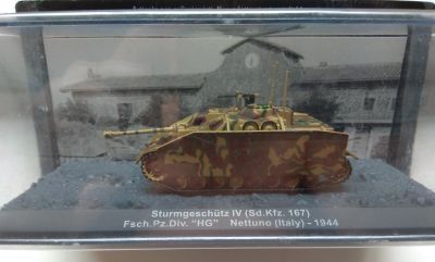 Лот: 12334220. Фото: 1. Танк Sturmgeschűtz IV 1944 год. Военная техника