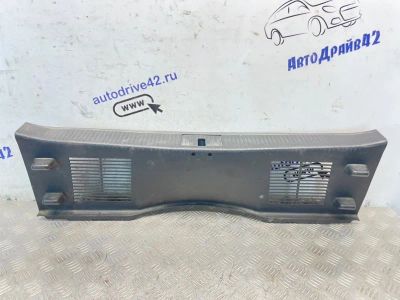 Лот: 25558660. Фото: 1. накладка замка багажника Opel... Другое (автозапчасти)