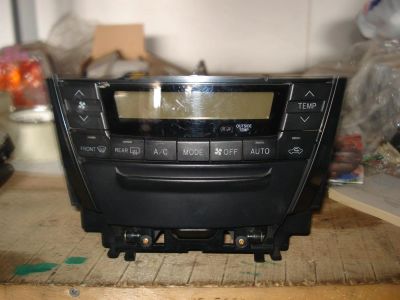 Лот: 3473368. Фото: 1. Климат-контроль Toyota Caldina... Салон