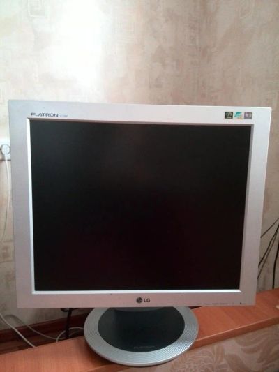 Лот: 5081423. Фото: 1. Монитор. ЖК-мониторы