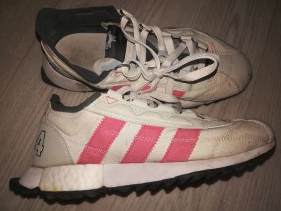 Лот: 18298057. Фото: 1. Кросовки adidas. Ботинки, полуботинки