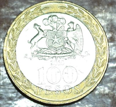 Лот: 10116727. Фото: 1. Экзотика с рубля (8658) Чили. Остальные страны