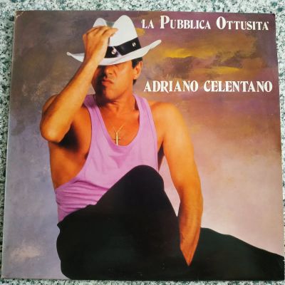 Лот: 20020062. Фото: 1. LP ● Adriano Celentano ● La Pubblica... Аудиозаписи