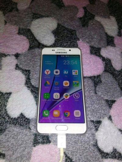 Лот: 11030660. Фото: 1. Samsung galaxy a3 2016 White. Смартфоны