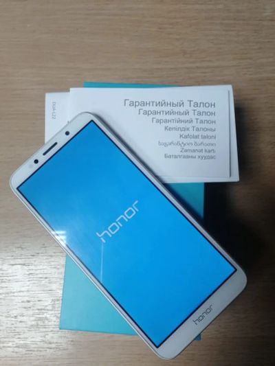 Лот: 14612956. Фото: 1. Смартфон Honor 7A. Смартфоны