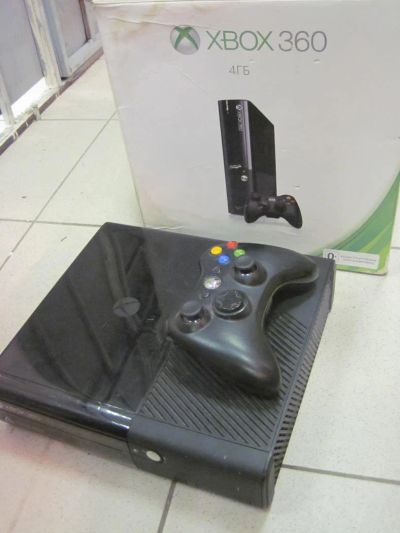 Лот: 8209634. Фото: 1. Xbox360 (4GB). Игровые приставки, консоли