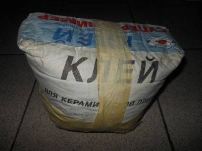 Лот: 6960422. Фото: 1. клей для керамической плитки... Клеи, герметики, пена монтажная, клейкие ленты