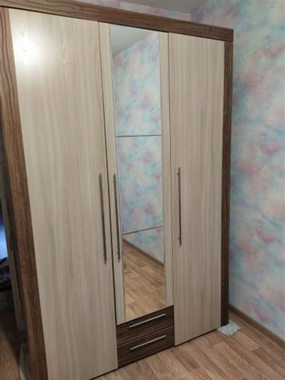 Лот: 20571340. Фото: 1. Шкаф. Шкафы, шкафы-купе