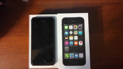 Лот: 6677954. Фото: 1. Iphone 5s 16gb Blakc. Смартфоны