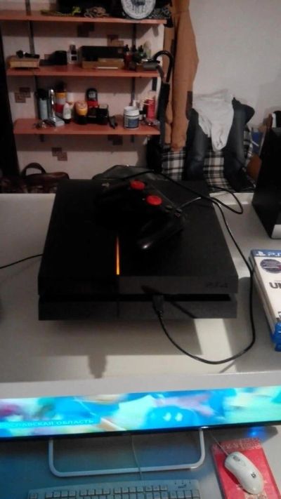 Лот: 9870674. Фото: 1. Sony PlayStation 4 500 ГБ + Tom... Игровые приставки, консоли