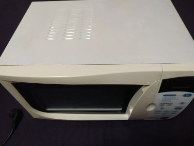 Лот: 24784969. Фото: 1. Микроволновка LG МВ4342А б/у... Микроволновки, мини-печи