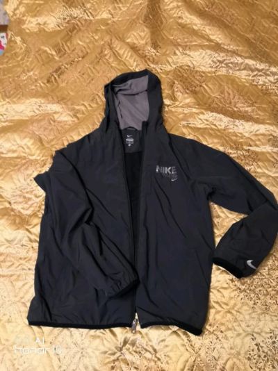 Лот: 11624917. Фото: 1. Ветровка Nike. Верхняя одежда