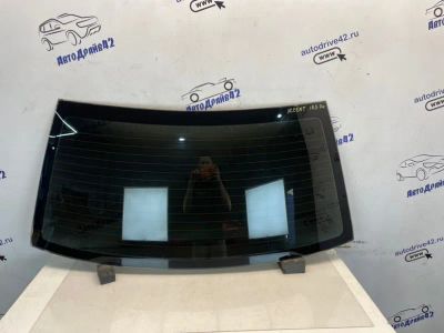 Лот: 23272372. Фото: 1. стекло Hyundai Accent LC, LC2. Двигатель и элементы двигателя