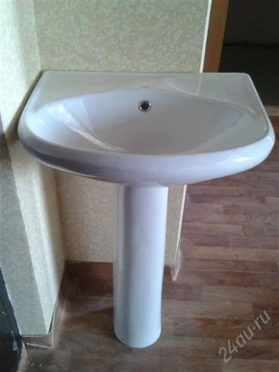 Лот: 2959705. Фото: 1. Раковина с пьедесталом. Раковины, умывальники